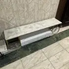 طاوله تففصاال رخام ابيض ثقيله وفخمه