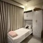 سرير طفل و دولاب نظيف مره