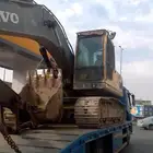 بوكلين للايجار هدد قص اراضي بنا السدود