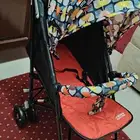 عربة أطفال جديده بالكرتون
