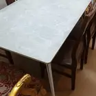 طاولة طعام خشب و 4 كراسي