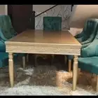 طاولة طعام فخمه