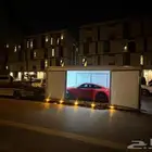 سطحات سعودية لنقل السيارات إلى الإمارات وبلعكس