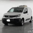فان ثلاجه بيجو باتنر 2023 للايجار