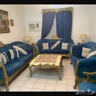 كنب كلاسيكي فاخر من الاخر للبيع بجده