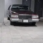 للبيع سيارة كاديلاك 1991 م عنابي داخلي وخارجي