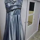 فستان مقاس L  وجزمة نسائية مقاس 38