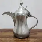 دلة معدن دمشقية قديمة مصنوعة و مختومة يدويا