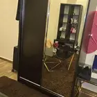 سرير و دولاب و مكتبة للبيع