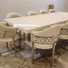 طاولة