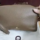 شنطة ماركة أقنر