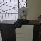 براده وطاولة للتوزيع