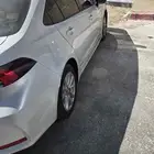 كورلا للتقبيل المكينه 2000 نضيفه على بنك الراجحي بمقابل