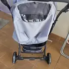 عربة اطفال رضع