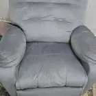 كرسي هزاز ودور للأسترخاء لون رمادي