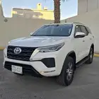 فورتشنر 2021 4سلندر دبل GX2 سعودي نظيف جدا