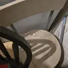 أغراض عشوائيه كنب كراسي تلفزيون