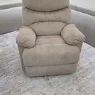 2 كراسي استرخاء من هوم سنتر نظيفة 2 Used Lounge Chairs