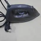 مكواة ملابس