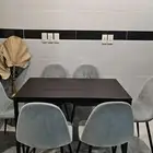 طاولة طعام و6 كراسي