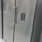 ثلاجة وفريزر تؤام من شركة يوجن المعروفه بسعر مخفض