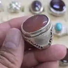 خاتم فضة وفضته ثقيلة الحجر عقيق يمني