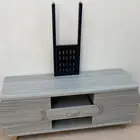 طاوله تلفزيون شبه جديده