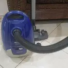 مكنسة وكنب وسجادة وغطاء كنب للبيع