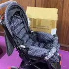 عربية أطفال نظيفه