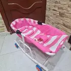 كرسي اطفال هزاز مع كفرات يتحرك