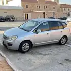 كيا كارينز 2012