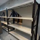 رفوف تخزين مترين و متر و نص يوجد تركيب