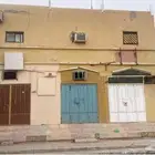 للبيع عماره تجاريه في حفر الباطن شارع هارون الرشيد شارع 30