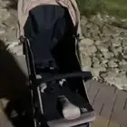 عربية أطفال للبيع نظيفه جدا