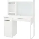 مكتب ايكيا نظيف