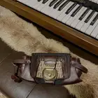 شنطه يد فندي وبوتيك فينيتا