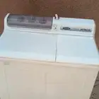 غسالة حوضين هيتاشي