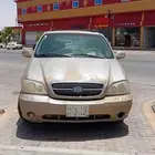 كيا كرنفال موديل 2004