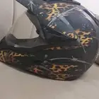 خوذ للبيع