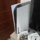 للبيع بلايستيشن 5 اخو الجديد نضيف مره مالي شهرين شاريه الحد