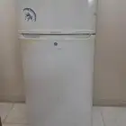 ثلاجه خربانه للبيع (سكراب)