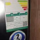 ثلاجة صغيره نظيفه شبه جديد شغال ممتازه مع مفتاحها