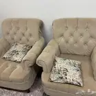 7 مقاعد كنب في حالة جيدة