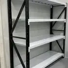 رفوف حديد