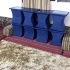 للبيع.