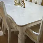 للبيع طاولة طعام