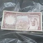 ريال سعودي من ايام الملك فيصل الله يرحمه.