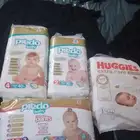 حفاضات اطفال للبيع