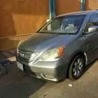 هوندا اوديسي مستعملة مو مفحوصة و ما معها استمارة على السوم