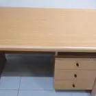 مكتب خشب للبيع لأعلى سوم في الدرعية
